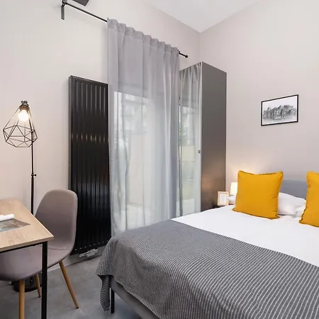 Apartment Lokum Salsa Air-conditioned With Patio Cracow By Renters