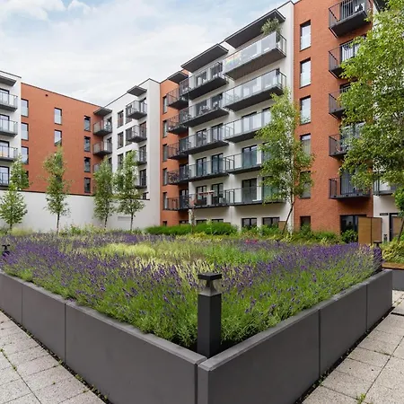 Apartment Lokum Salsa Air-conditioned With Patio Cracow By Renters