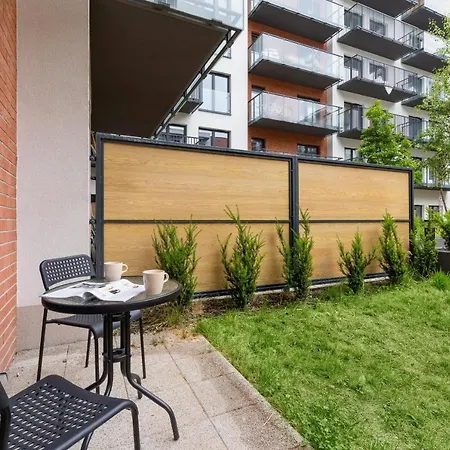 Lokum Salsa Air-conditioned With Patio Cracow By Renters Lejlighed